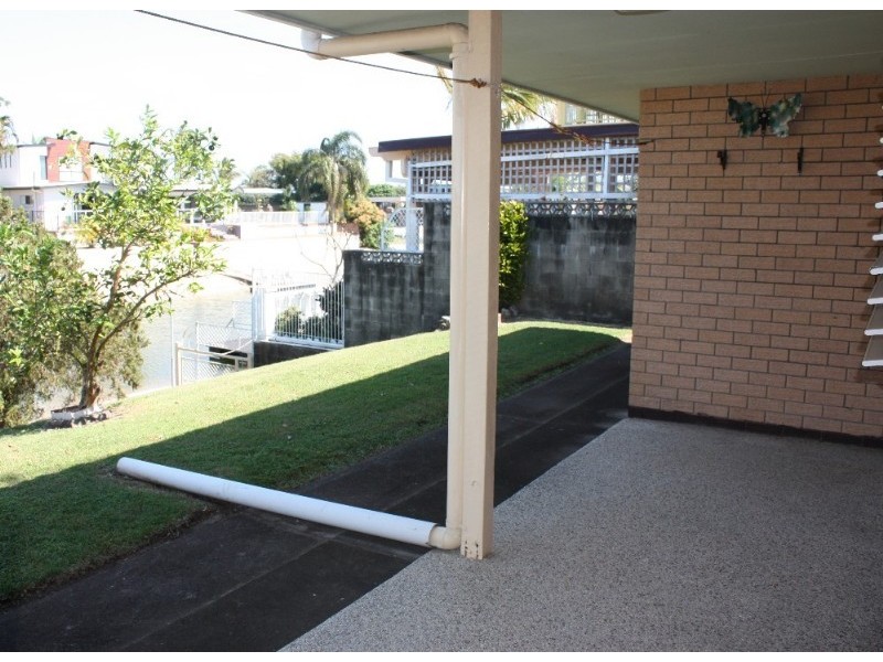 132 Monaco Street, Broadbeach Waters QLD 4218