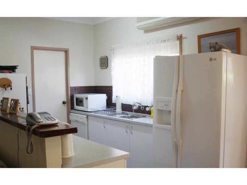 2 Alzino Place, Carrara QLD 4211