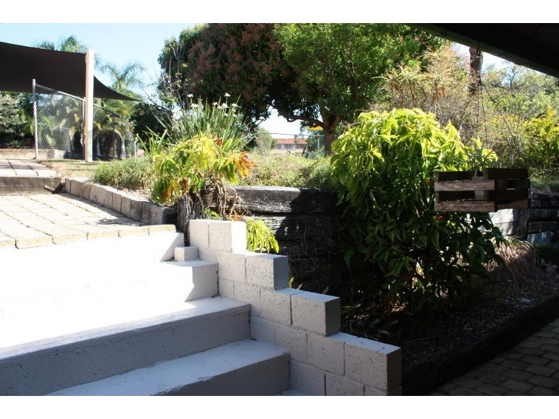 2 Alzino Place, Carrara QLD 4211