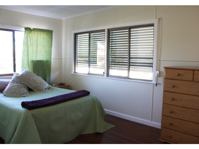 19 Bellevue Parade, Labrador QLD 4215