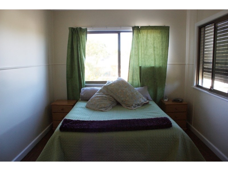 19 Bellevue Parade, Labrador QLD 4215