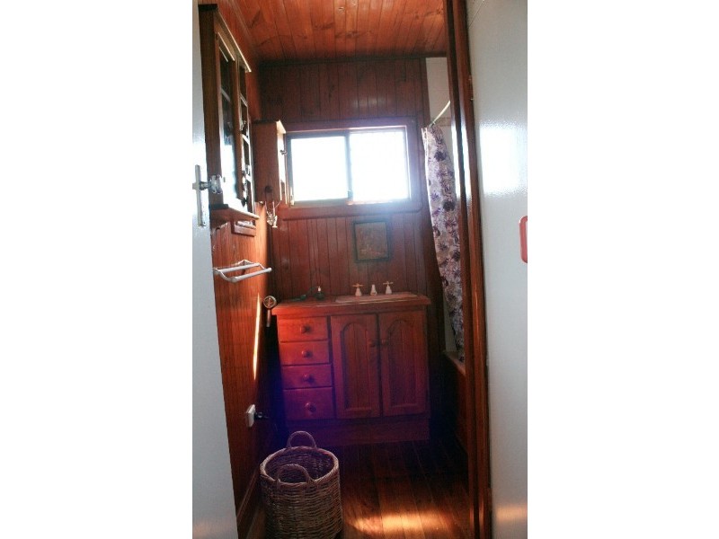 19 Bellevue Parade, Labrador QLD 4215