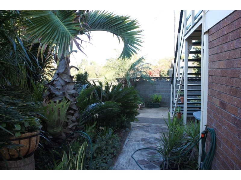 19 Bellevue Parade, Labrador QLD 4215