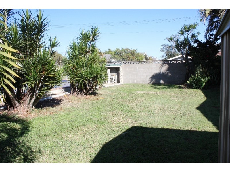 19 Bellevue Parade, Labrador QLD 4215