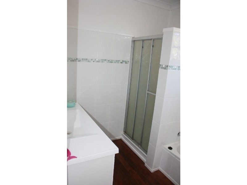 2 Beitz Avenue, Labrador QLD 4215