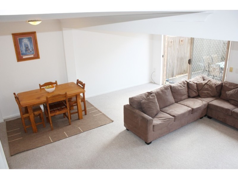 22/6 Bourton Road, Merrimac QLD 4226