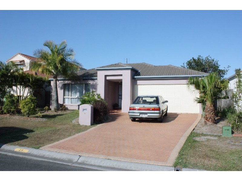 28 Marble Arch Place, Arundel QLD 4214