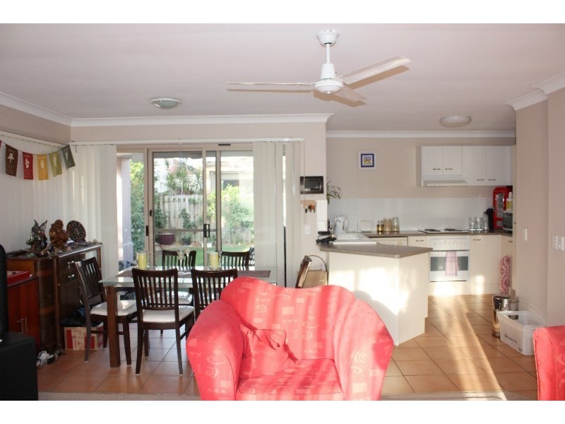 28 Marble Arch Place, Arundel QLD 4214