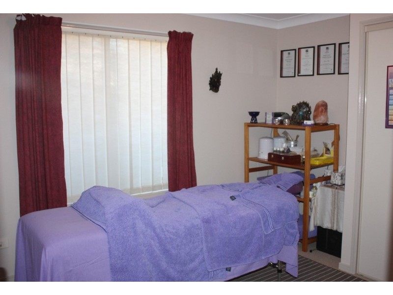 28 Marble Arch Place, Arundel QLD 4214