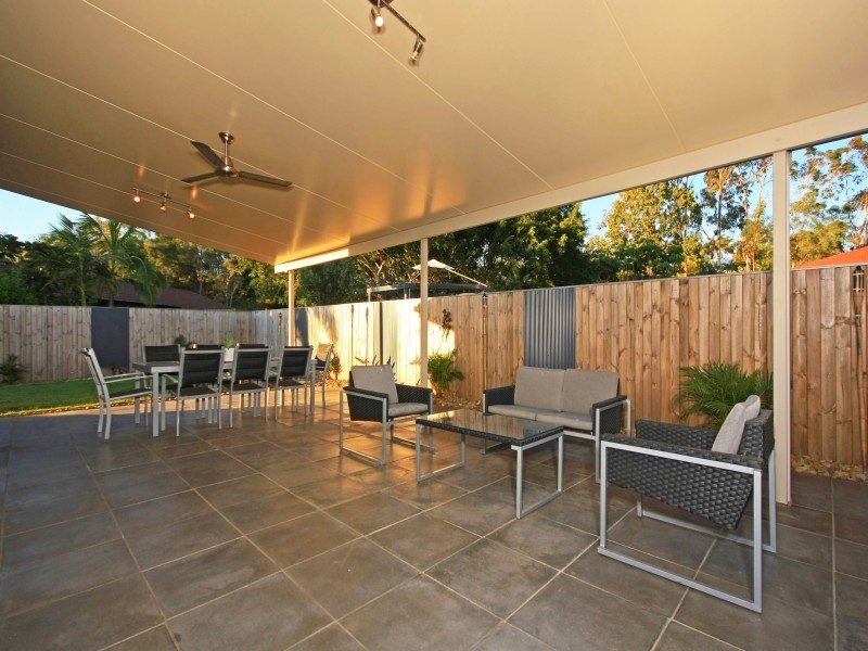 2/12 Galloway Drive, Ashmore QLD 4214