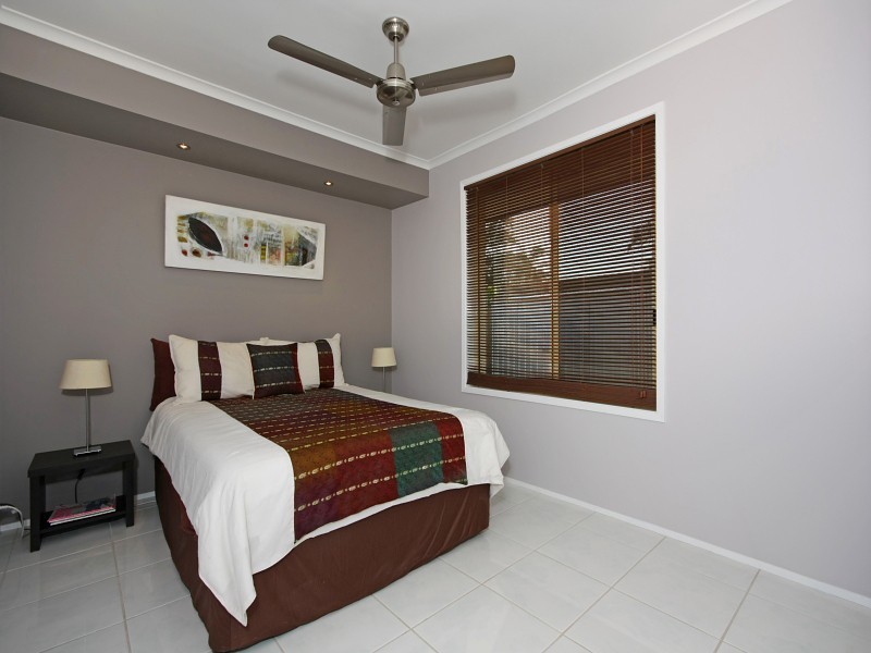2/12 Galloway Drive, Ashmore QLD 4214