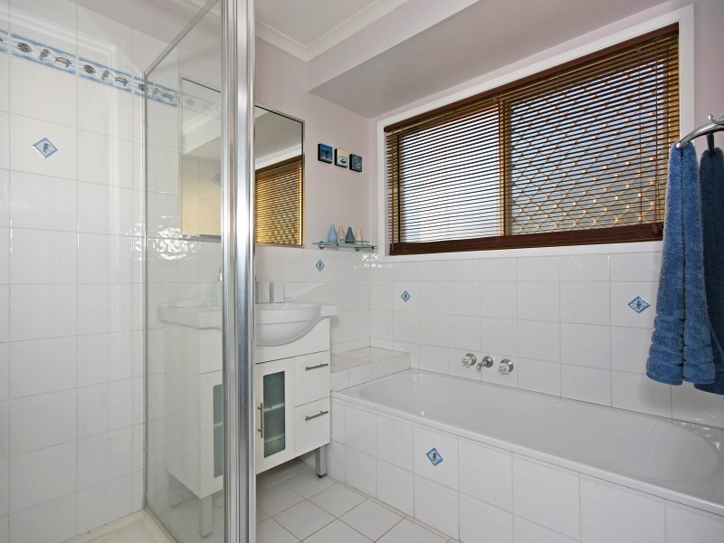 2/12 Galloway Drive, Ashmore QLD 4214