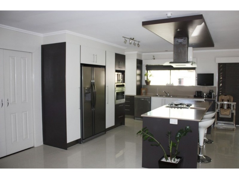 9 Luxor Street, Southport QLD 4215