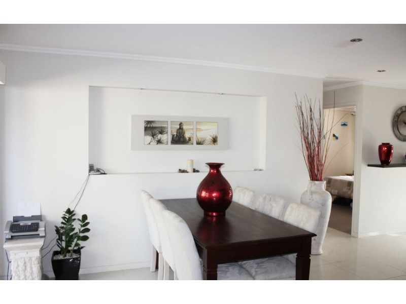 9 Luxor Street, Southport QLD 4215