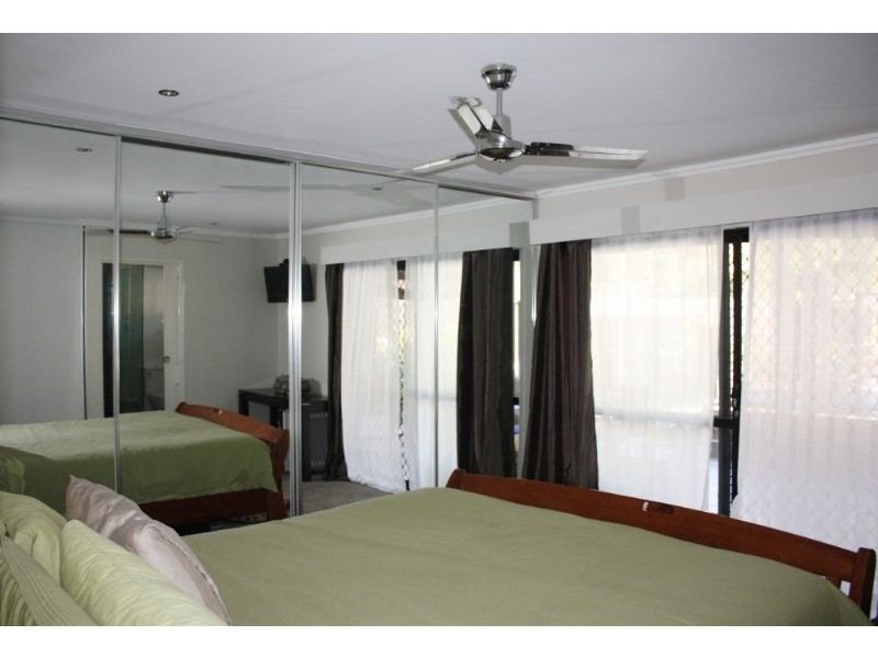 9 Luxor Street, Southport QLD 4215