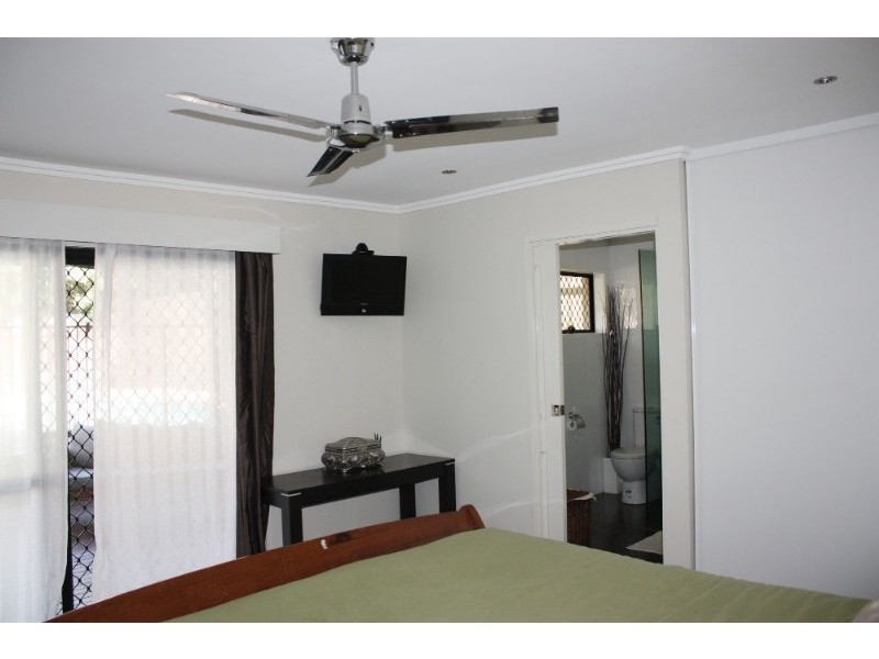 9 Luxor Street, Southport QLD 4215