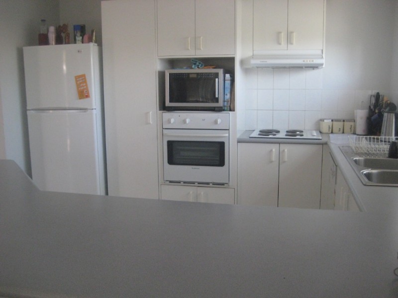 8 Overton Street, Calamvale QLD 4116