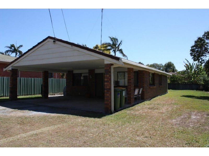 8 Warratina Street, Labrador QLD 4215