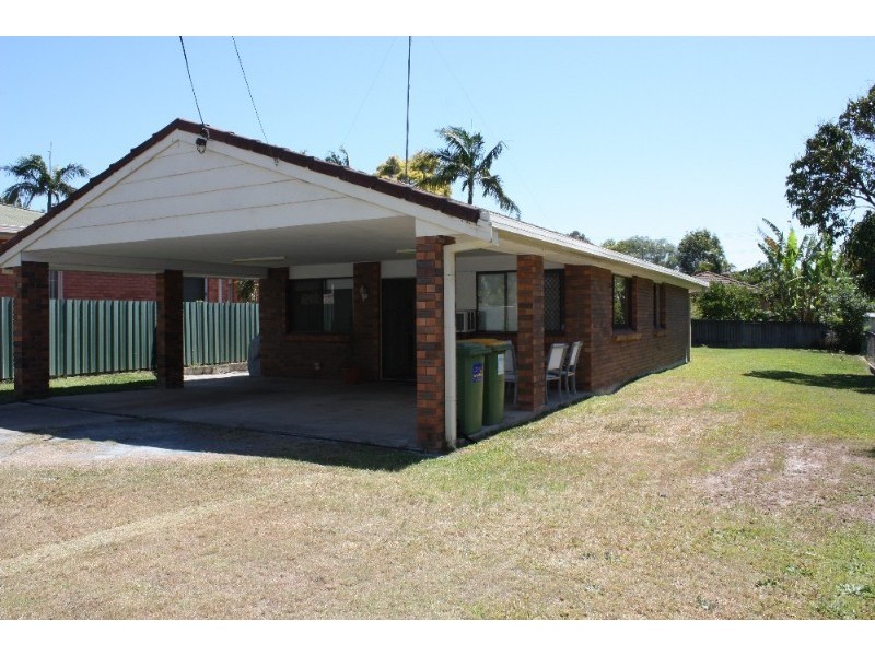 8 Warratina Street, Labrador QLD 4215