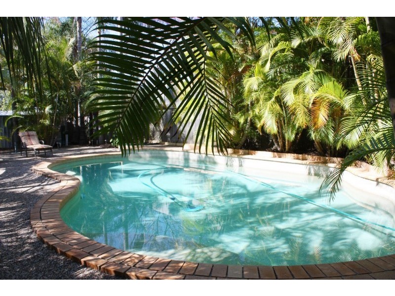 77 Lindfield Road, Helensvale QLD 4212