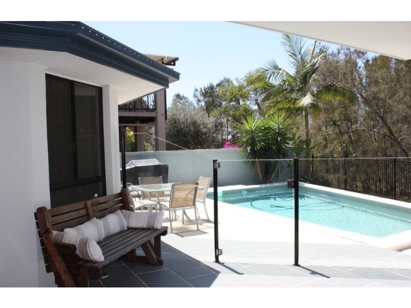 36 Gippsland Drive, Helensvale QLD 4212