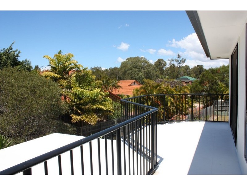 36 Gippsland Drive, Helensvale QLD 4212