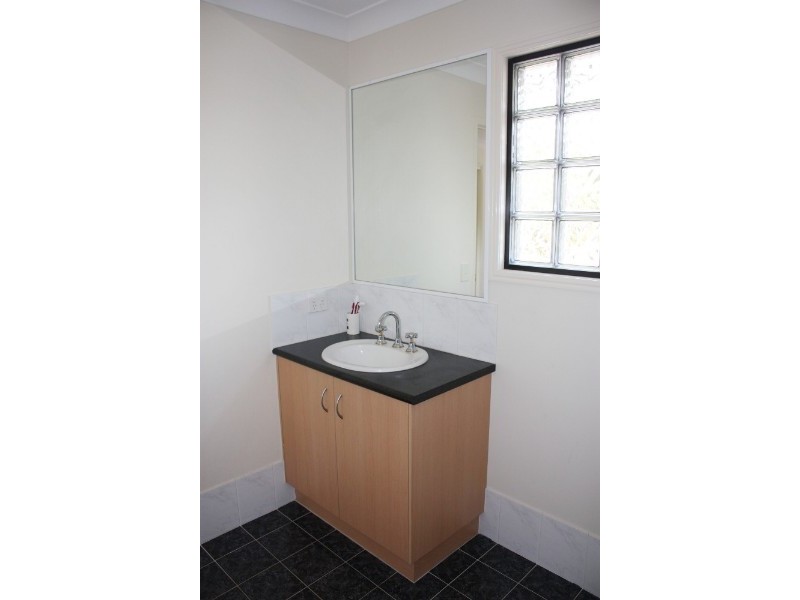 36 Gippsland Drive, Helensvale QLD 4212