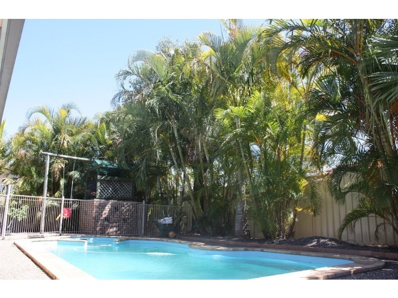 19 James Cagney Close, Parkwood QLD 4214