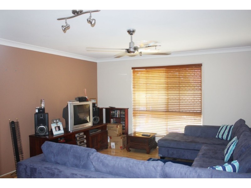 19 James Cagney Close, Parkwood QLD 4214