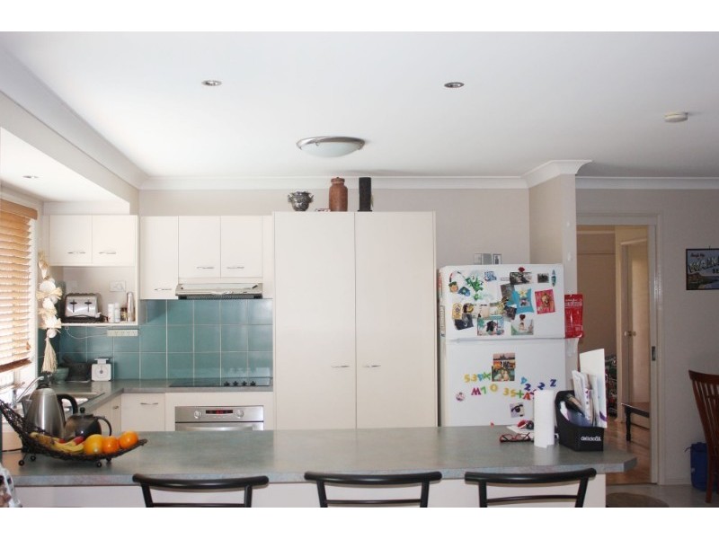 19 James Cagney Close, Parkwood QLD 4214