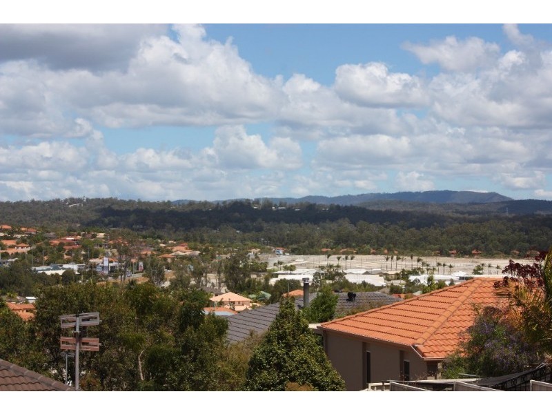 38 Ingles Circuit, Arundel QLD 4214