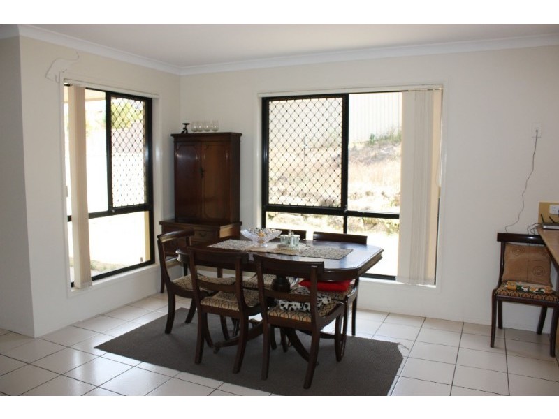 38 Ingles Circuit, Arundel QLD 4214