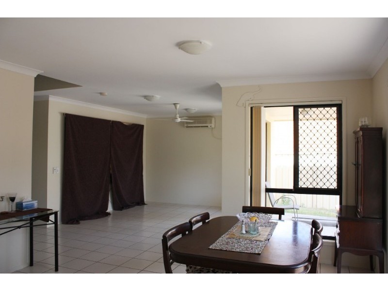 38 Ingles Circuit, Arundel QLD 4214