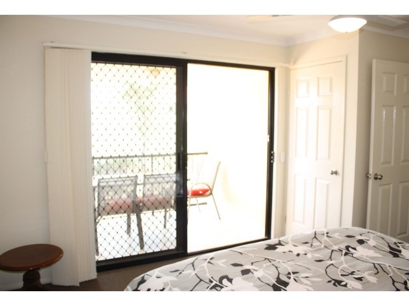 38 Ingles Circuit, Arundel QLD 4214