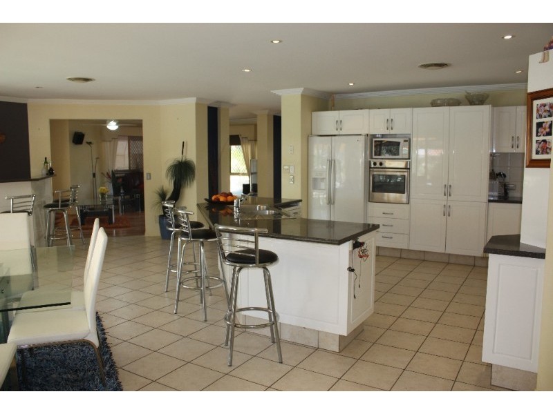 62 Monterey Keys Drive, Monterey Keys QLD 4212