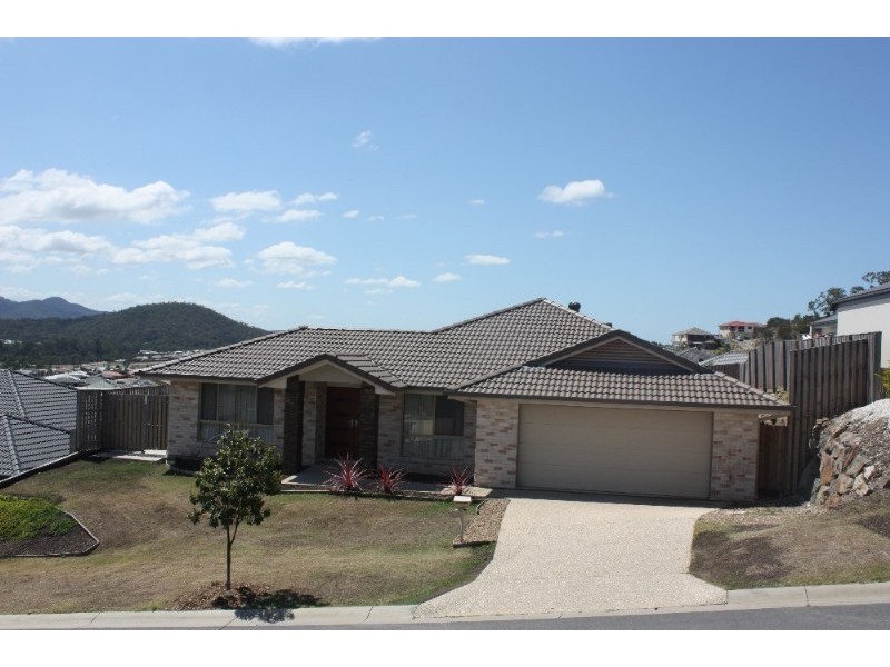 25 Sangster Crescent, Pacific Pines QLD 4211