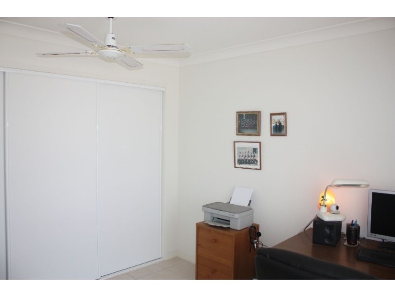 25 Sangster Crescent, Pacific Pines QLD 4211