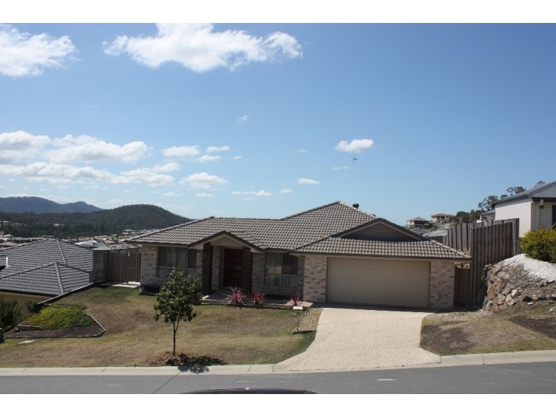 25 Sangster Crescent, Pacific Pines QLD 4211