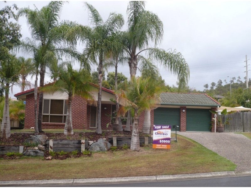 12 White Cap Close, Pacific Pines QLD 4211