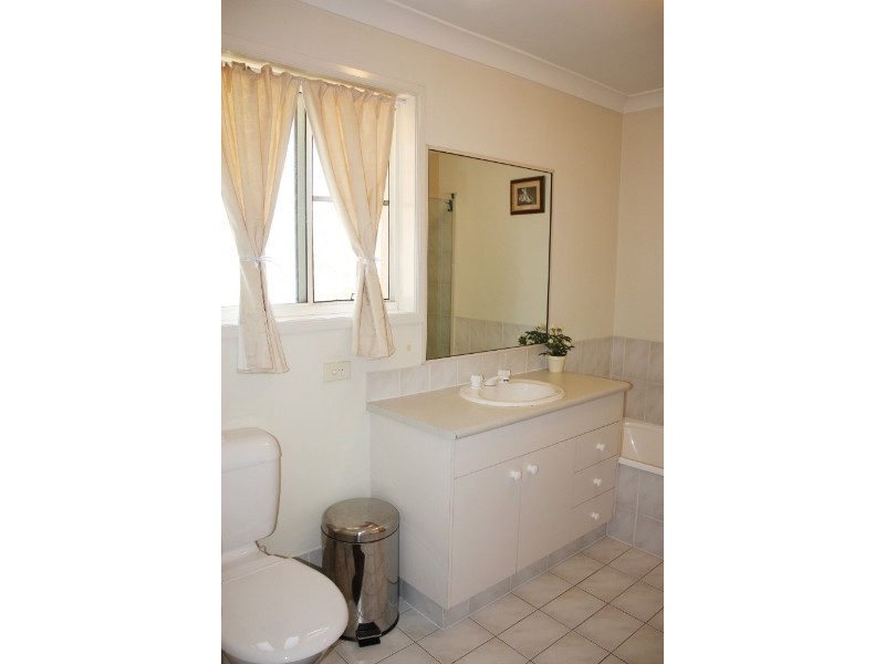 7/127 Greenacre Drive, Parkwood QLD 4214