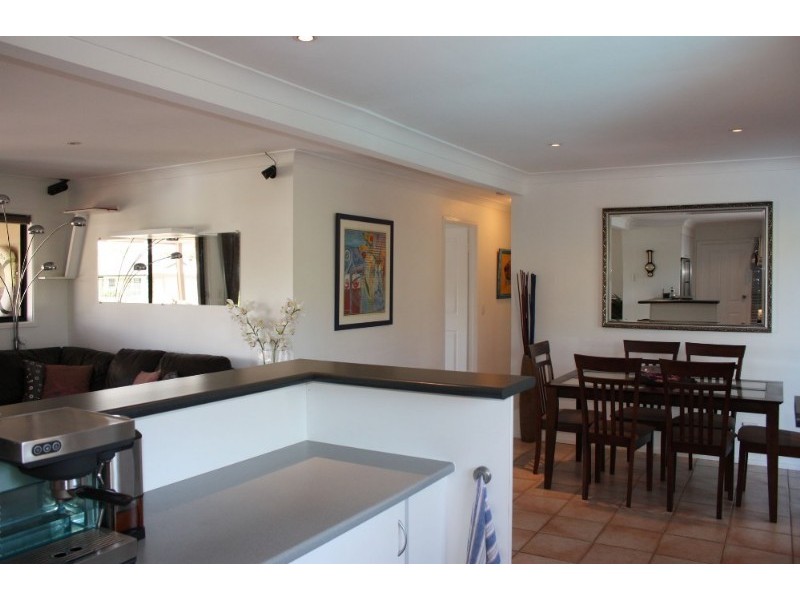 29 Collins Crescent, Benowa QLD 4217