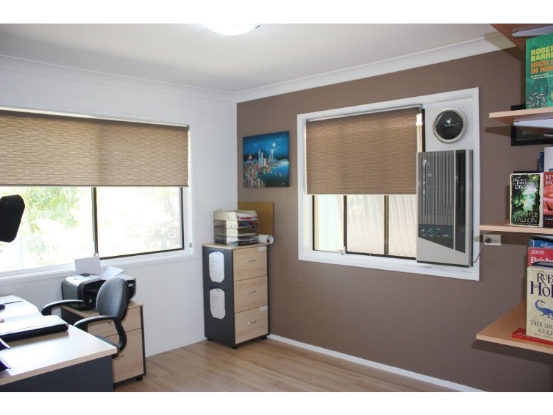 29 Collins Crescent, Benowa QLD 4217