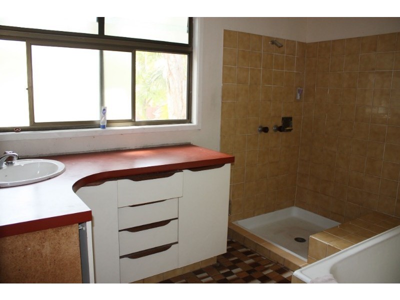 268 Benowa Road, Benowa QLD 4217