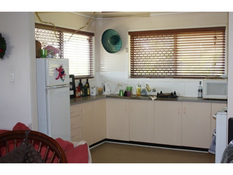 3 Kenyon Road, Southport QLD 4215