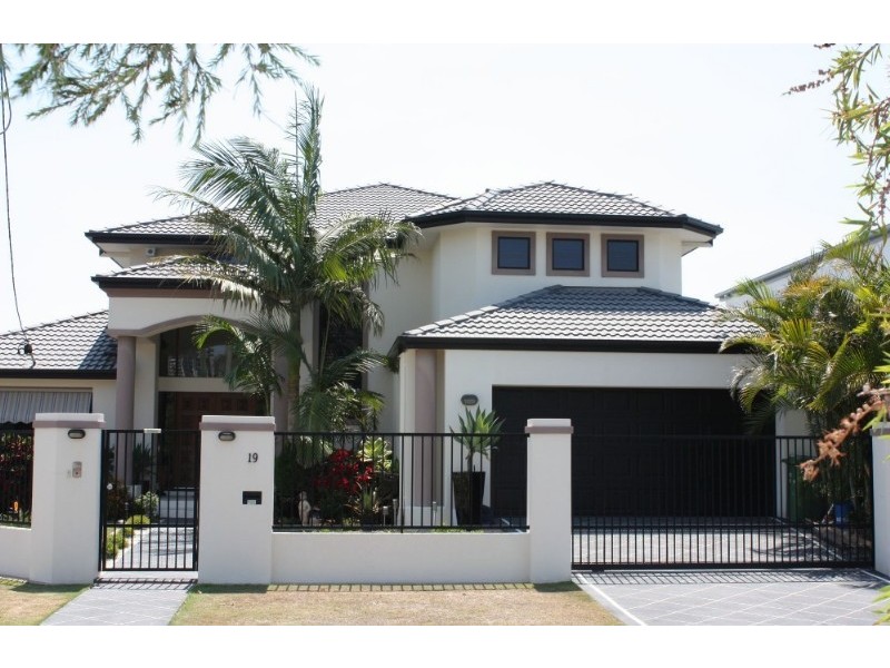 19 Sarasota Key, Broadbeach Waters QLD 4218