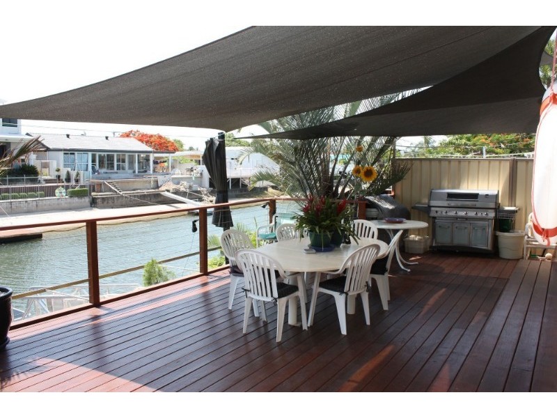 19 Sarasota Key, Broadbeach Waters QLD 4218