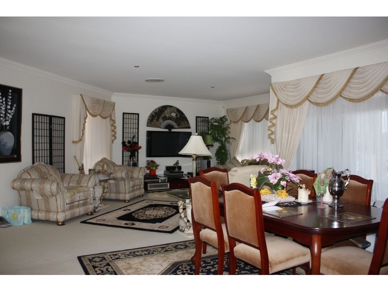 19 Sarasota Key, Broadbeach Waters QLD 4218