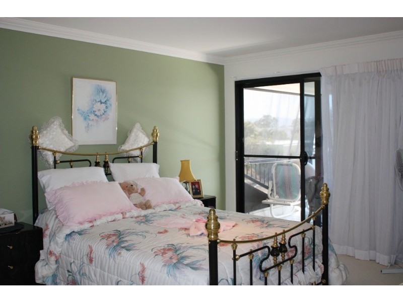 19 Sarasota Key, Broadbeach Waters QLD 4218