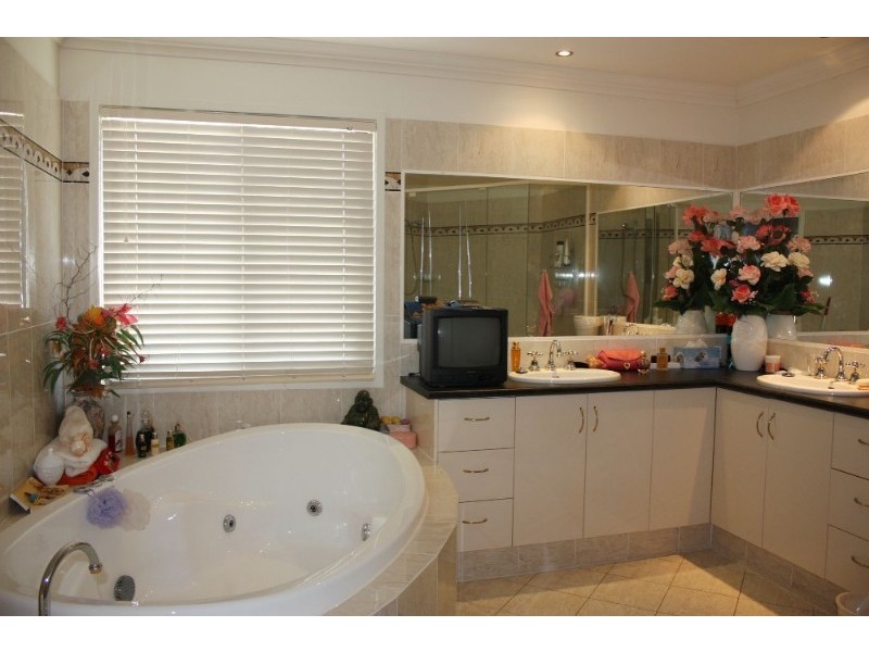 19 Sarasota Key, Broadbeach Waters QLD 4218