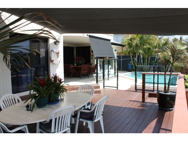 19 Sarasota Key, Broadbeach Waters QLD 4218